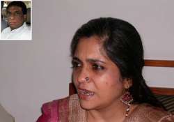 teesta s ex aide submits script of conversation to riot panel