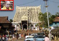 temple treasures belong to royal family kanchi shankaracharya