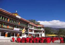 thousands throng tawang monastery to view buddha relics