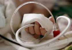 toddler dies in mp after ambulance carrying her had no oxygen