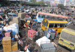 traffic jams force patna school to close for three days