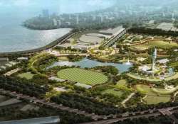 uddhav meets cm chavan wants theme park at mahalaxmi racecourse