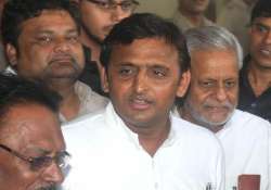 urdu reflects love and affection akhilesh yadav