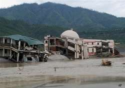 uttarakhand flood fury thousands missing 62 000 stranded