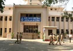 uttarakhand relief tihar jail inmates donate rs 10 lakh