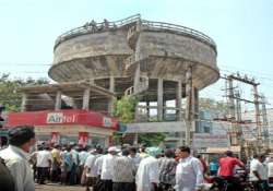 villagers protest sholay style to get water