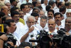 yeddyurappa camp headed for showdown