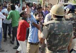 975 held for muzaffarnagar violence