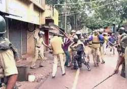 aap condemns violence in karnataka over yellur signboard