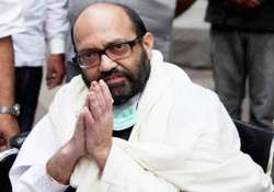 amar backs mayawati on splitting up