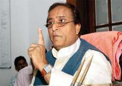 azam khan slams modi s red fort speech