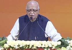 bjp should give new shape to india s politics advani