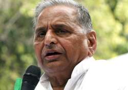 borders under threat in upa rule says mulayam