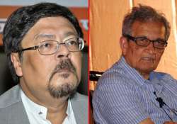 chandan mitra regrets asking for return of bharat ratna from amartya sen