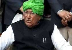 chautala favours khap view on early marriages