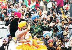 cong mla joginder mann decides not to become a rebel