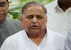 congress leaders meet mulayam seek support for food security bill