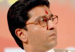 court issues warrant against raj thackeray