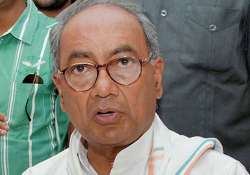 digvijay snubs narendra modi says cong too has cms who scored poll hat tricks