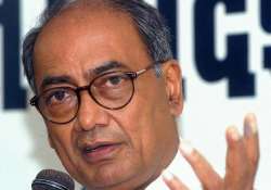 digvijay blames cag for leaks of reports