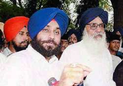 don t meddle in sikh affairs akali dal warns congress