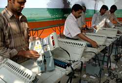 ec announces bypolls for kolkata dakshin 8 assembly seats