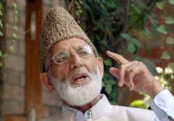 geelani asks kashmiris to boycott lok sabha polls