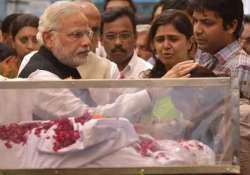 gopinath munde s body being flown to his native place for funeral