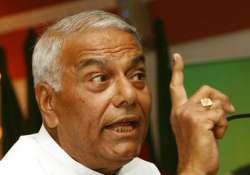 govt creating confusion on aadhar card says yashwant