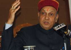 hp ministers slam dhumal for targeting virbhadra