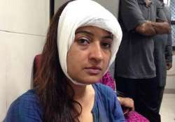 alka lamba attack case dcw issues fresh summons to police