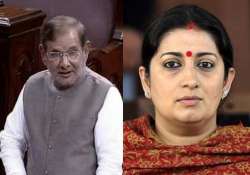 sharad yadav makes derogatory comments on smriti irani