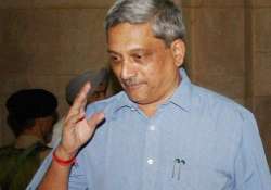 manohar parrikar casts vote in panaji civic polls walks into restaurant as commoner