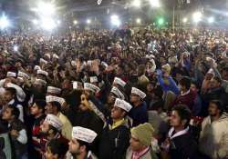 delhi elections 114 candidates have criminal cases finds poll watchdog