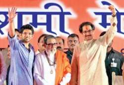 bal thackeray launches grandson in politics