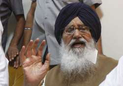 prakash singh badal comes out in support of a possible bjp govt in delhi