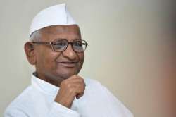 govt trying to mislead people on land act hazare