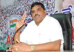 former andhra congress chief botsa satyanarayana joins ysrcp