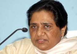 mayawati distances herself from maurya s statement