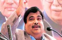 bjp defends gadkari demands apology from congress