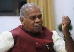 manjhi meets tripathi rajnath in delhi ahead of trust vote