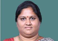 andhra mp kothapalli geetha contracts swine flu