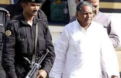 as mulayam turns 72 sp workers vow to form up govt in 2012