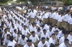 delhi polls rss mobilises cadre to ensure bjp s victory