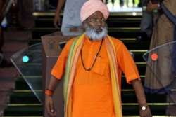 bjp mp sakshi maharaj takes back his words says he doesn t consider nathuram godse a patriot