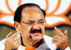 congress may not revive under current leadership venkaiah naidu