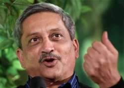 manohar parrikar criticises antony for defence procurement under upa rule