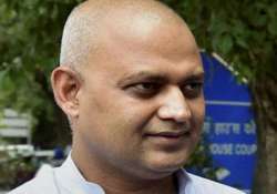 aap leader somnath bharti surrenders before delhi police