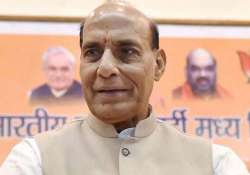 hindi must get official language status at un rajnath singh