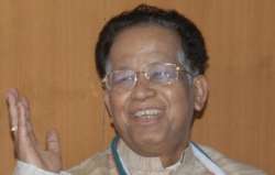 congress to get majority in assembly polls tarun gogoi